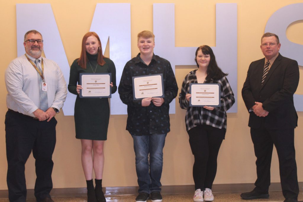 Pictured from left to right: JM Assistant Principal Geno Polsinelli, Kaitlyn Blake, Harmon Crawford, Trinity Borchik and K of C Council 1907 Grand Knight Lou Richmond.